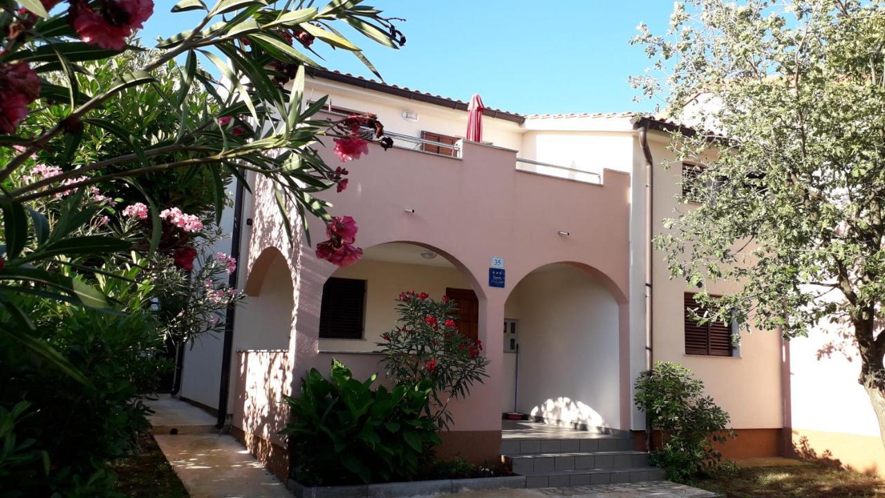 Apartmani Mia Ližnjan 외부 사진