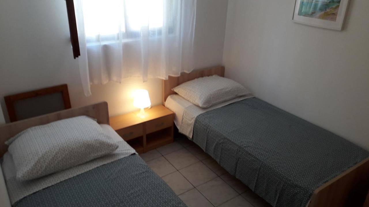 Apartmani Mia Ližnjan 외부 사진