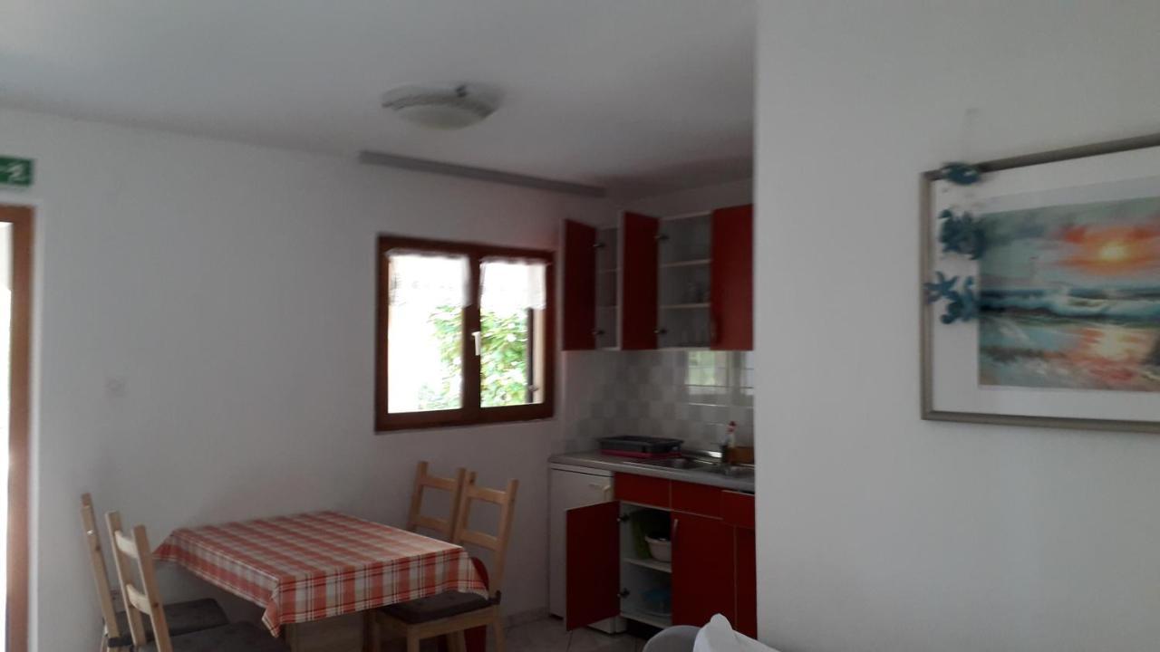 Apartmani Mia Ližnjan 외부 사진