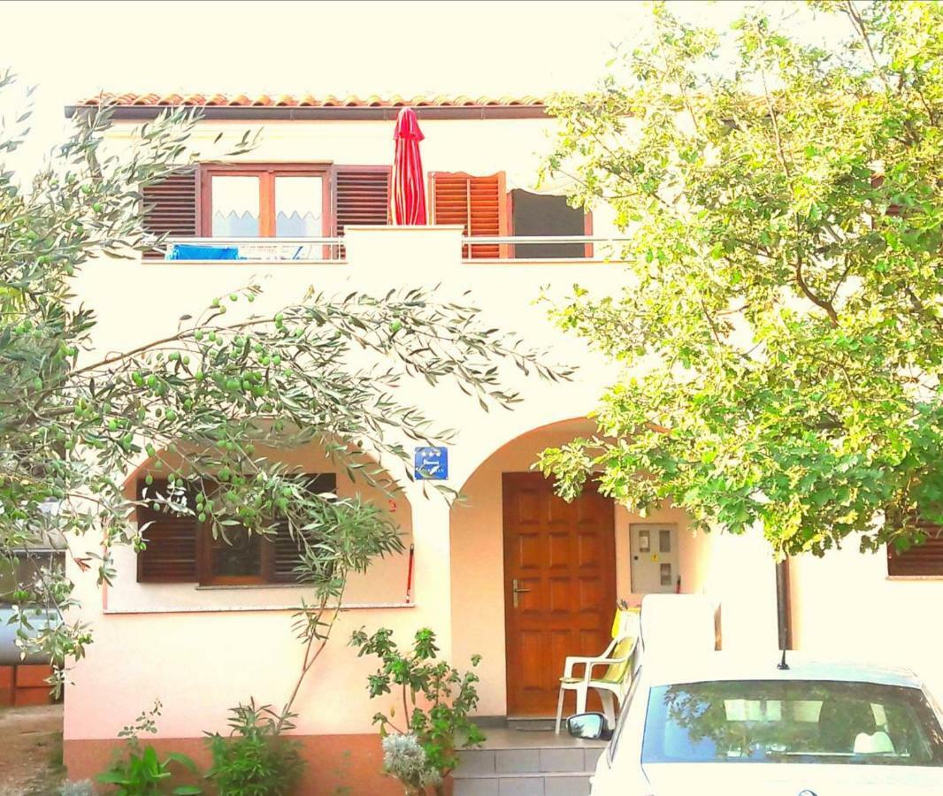 Apartmani Mia Ližnjan 외부 사진