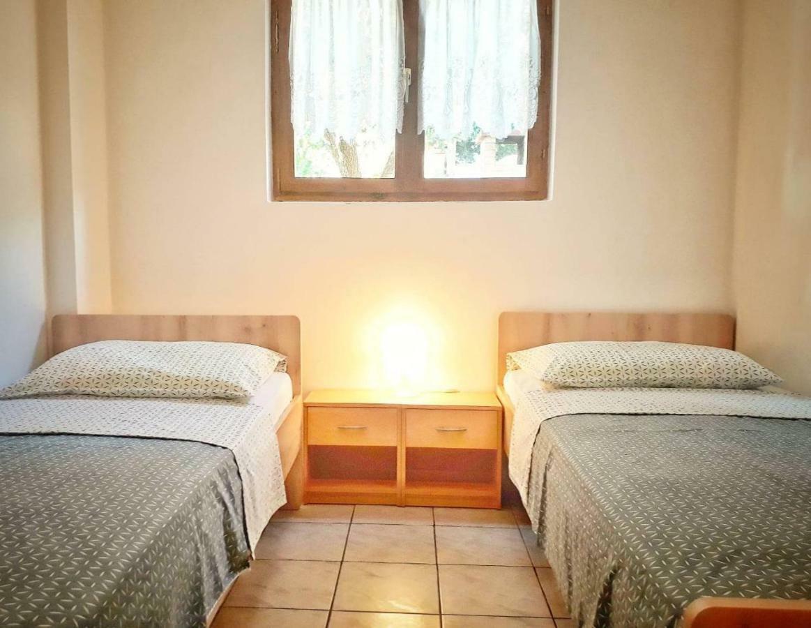 Apartmani Mia Ližnjan 외부 사진