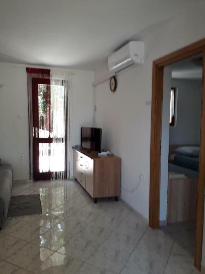 Apartmani Mia Ližnjan 외부 사진