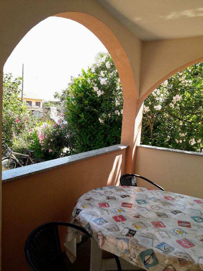 Apartmani Mia Ližnjan 외부 사진